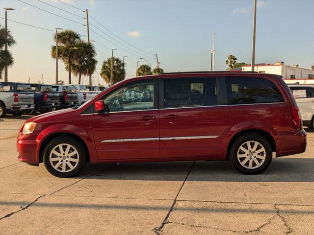 used 2014 Chrysler Town & Country car, priced at $7,200