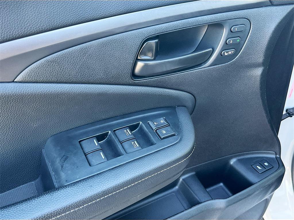 used 2023 Honda Passport car, priced at $26,000