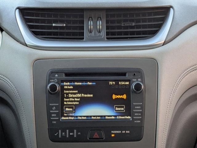 used 2015 Chevrolet Traverse car, priced at $6,800