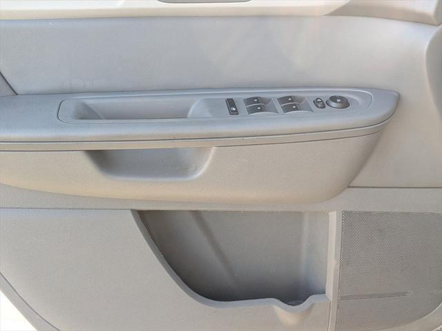 used 2015 Chevrolet Traverse car, priced at $6,800