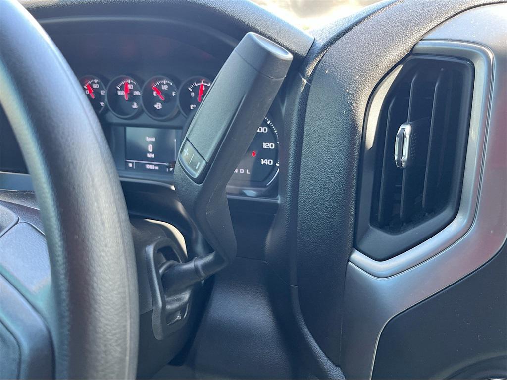used 2025 Chevrolet Silverado 1500 car, priced at $31,800