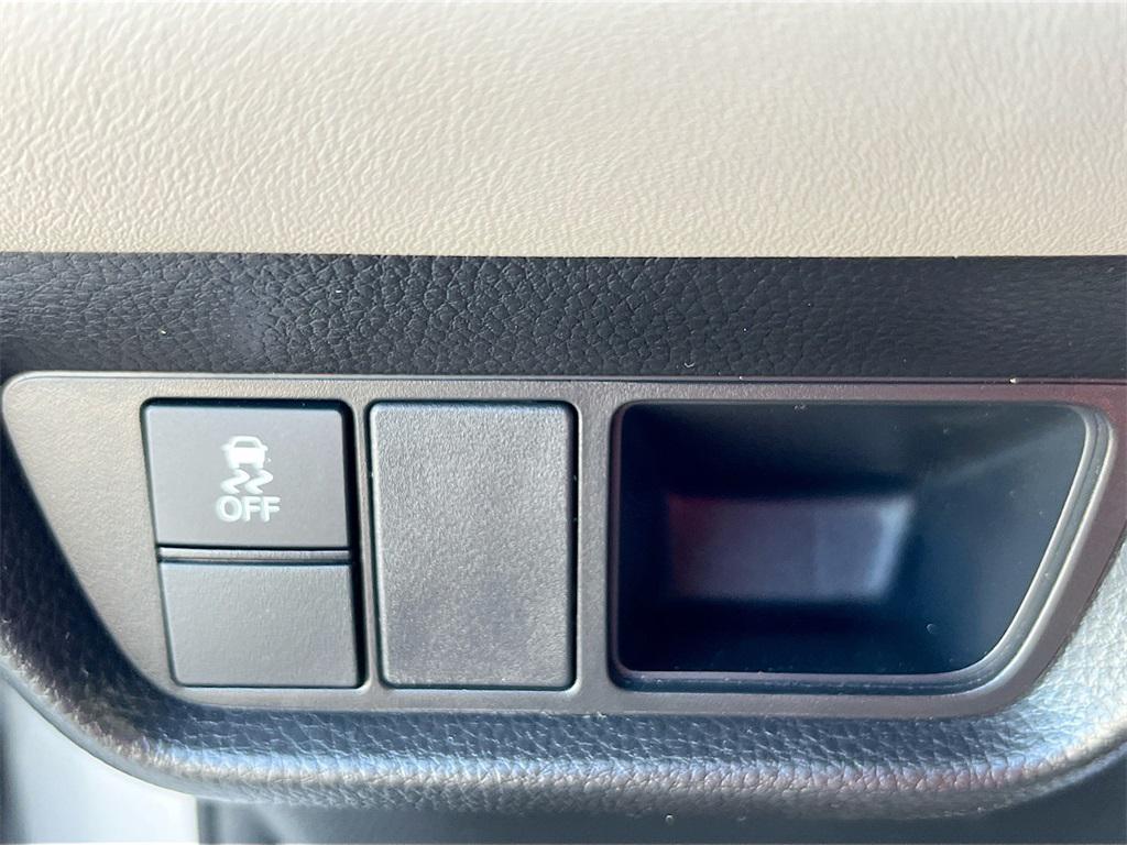 used 2025 Honda HR-V car, priced at $25,600