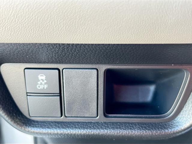 used 2025 Honda HR-V car, priced at $26,600