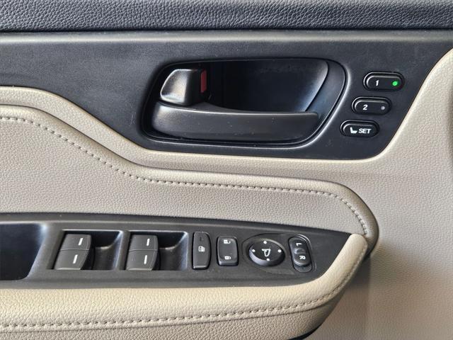 used 2024 Honda Odyssey car, priced at $32,400