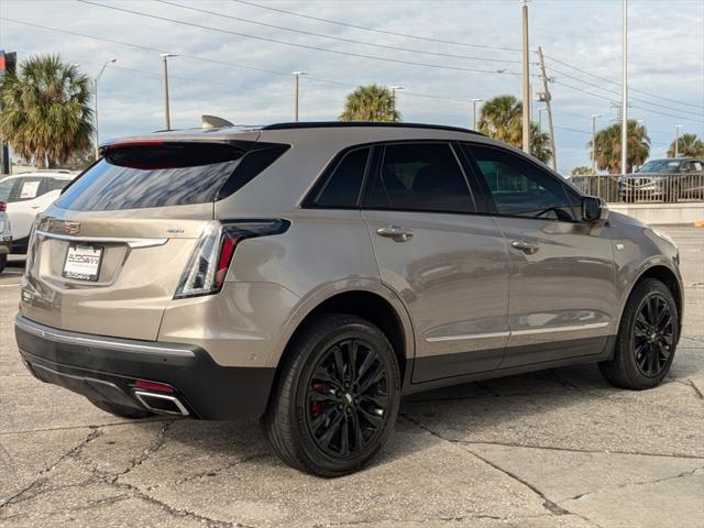 used 2022 Cadillac XT5 car, priced at $30,500