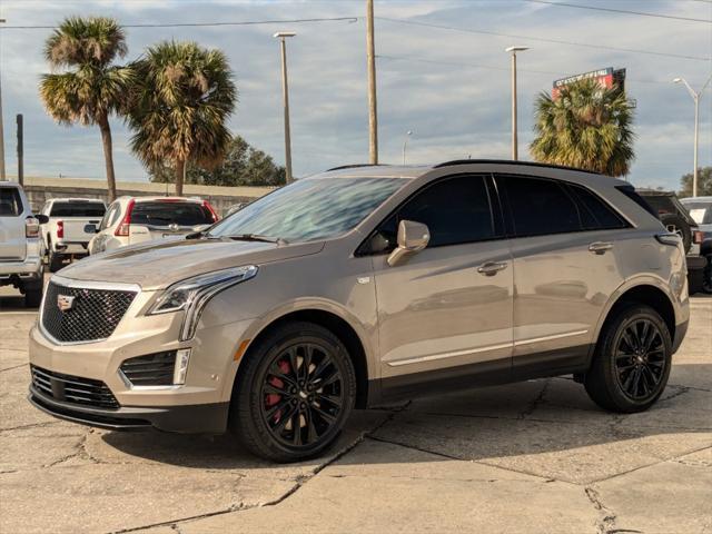 used 2022 Cadillac XT5 car, priced at $30,500