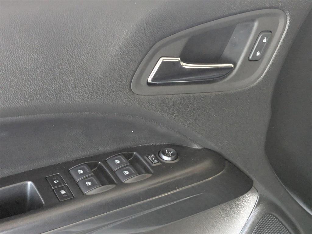 used 2022 GMC Canyon car, priced at $28,700