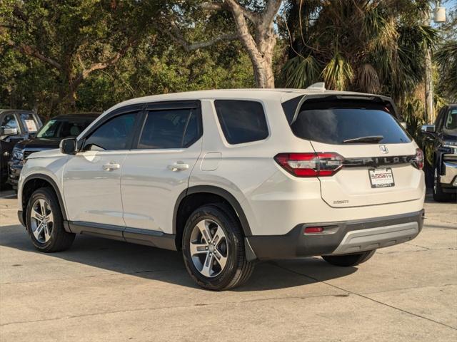 used 2023 Honda Pilot car, priced at $30,400