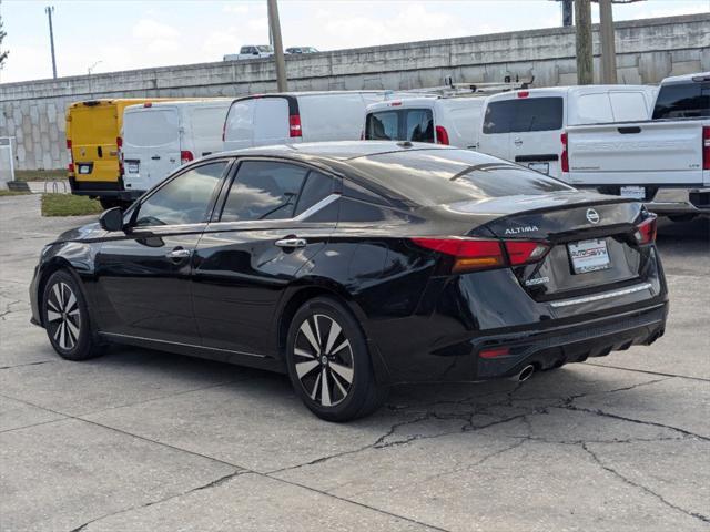 used 2021 Nissan Altima car, priced at $17,100