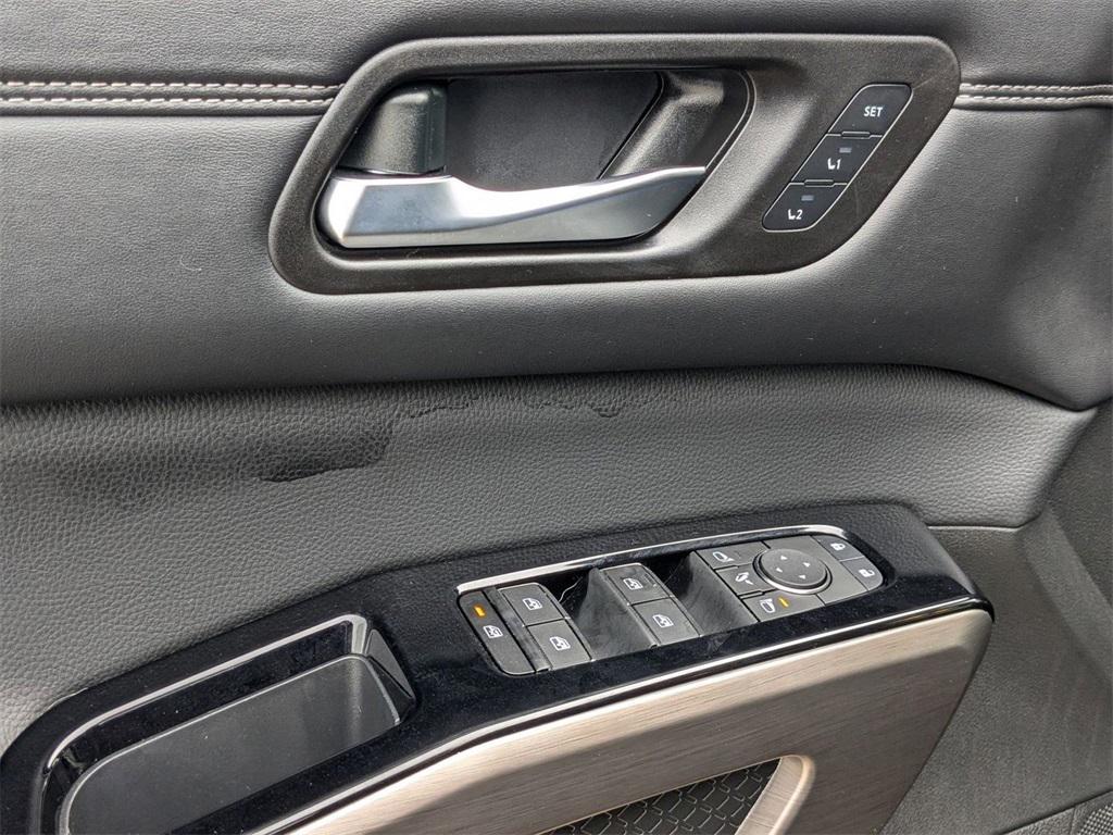 used 2024 Nissan Pathfinder car, priced at $32,000