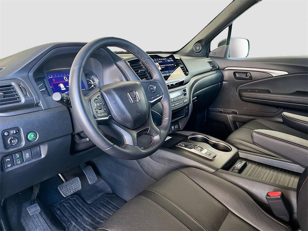 used 2023 Honda Passport car, priced at $26,900