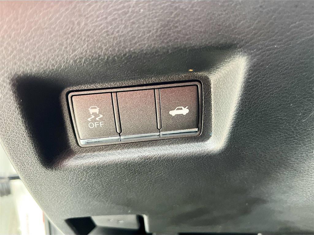 used 2021 INFINITI Q60 car, priced at $24,300