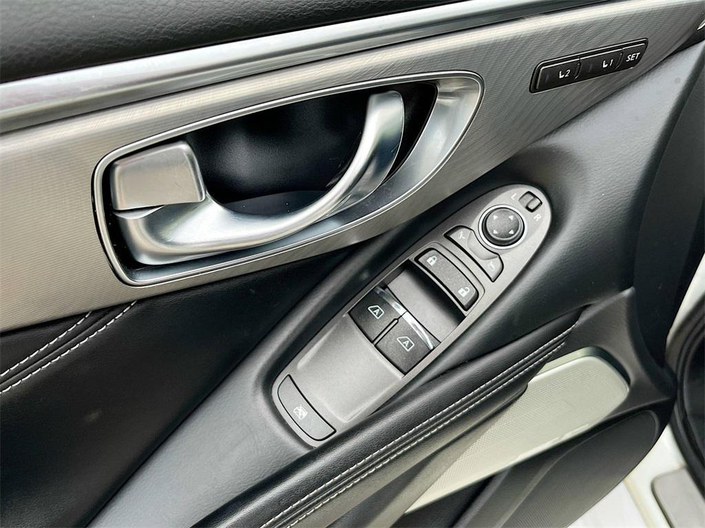 used 2021 INFINITI Q60 car, priced at $24,300