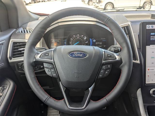 used 2024 Ford Edge car, priced at $28,000