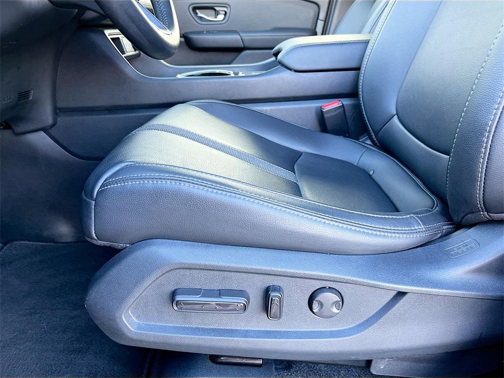 used 2024 Honda Pilot car, priced at $30,500