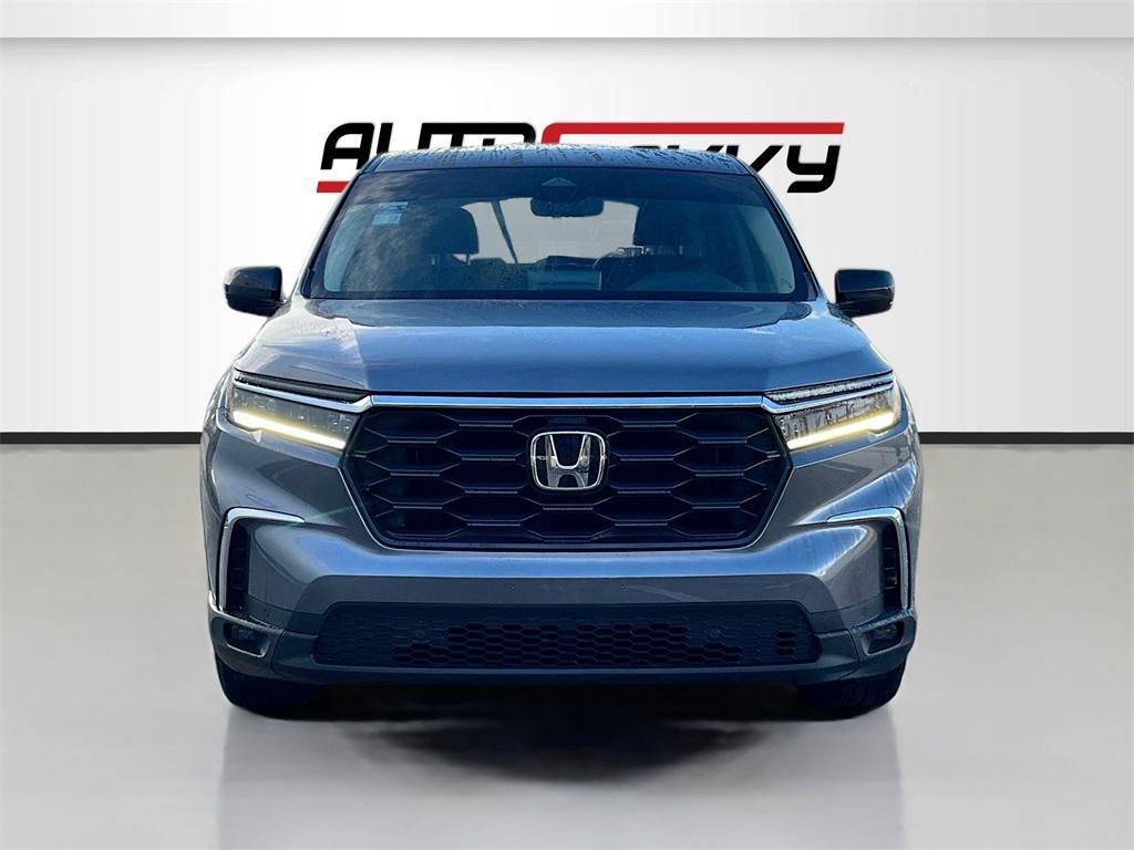 used 2024 Honda Pilot car, priced at $30,500