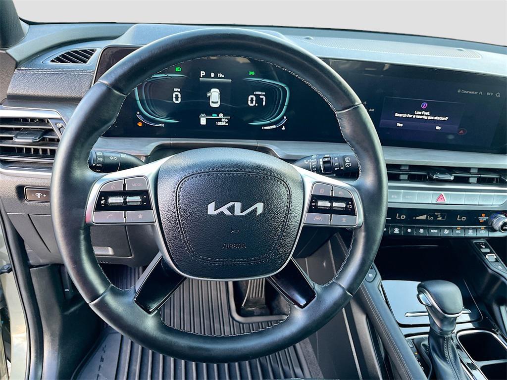 used 2024 Kia Telluride car, priced at $36,000