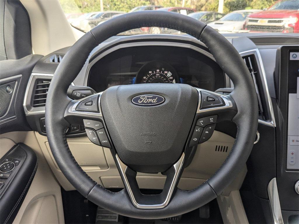 used 2024 Ford Edge car, priced at $28,500