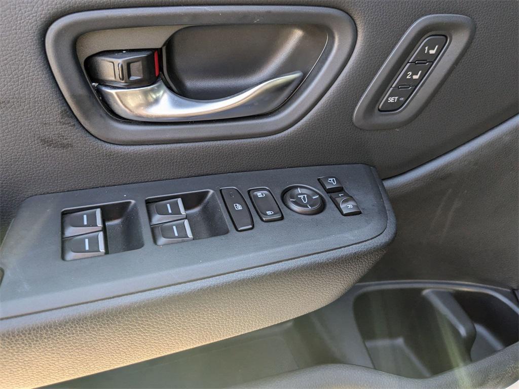 used 2024 Honda Pilot car, priced at $35,000