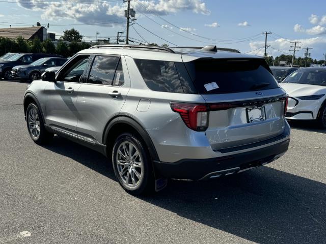 new 2025 Ford Explorer car, priced at $47,105