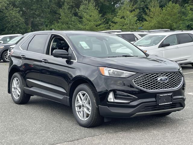 new 2024 Ford Edge car, priced at $37,955