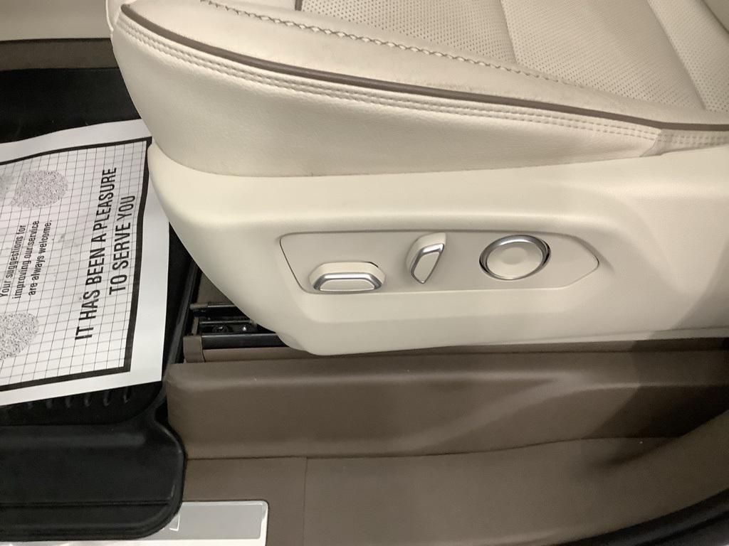used 2021 GMC Yukon car, priced at $48,780
