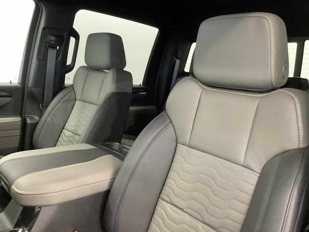 new 2025 Chevrolet Silverado 2500 car