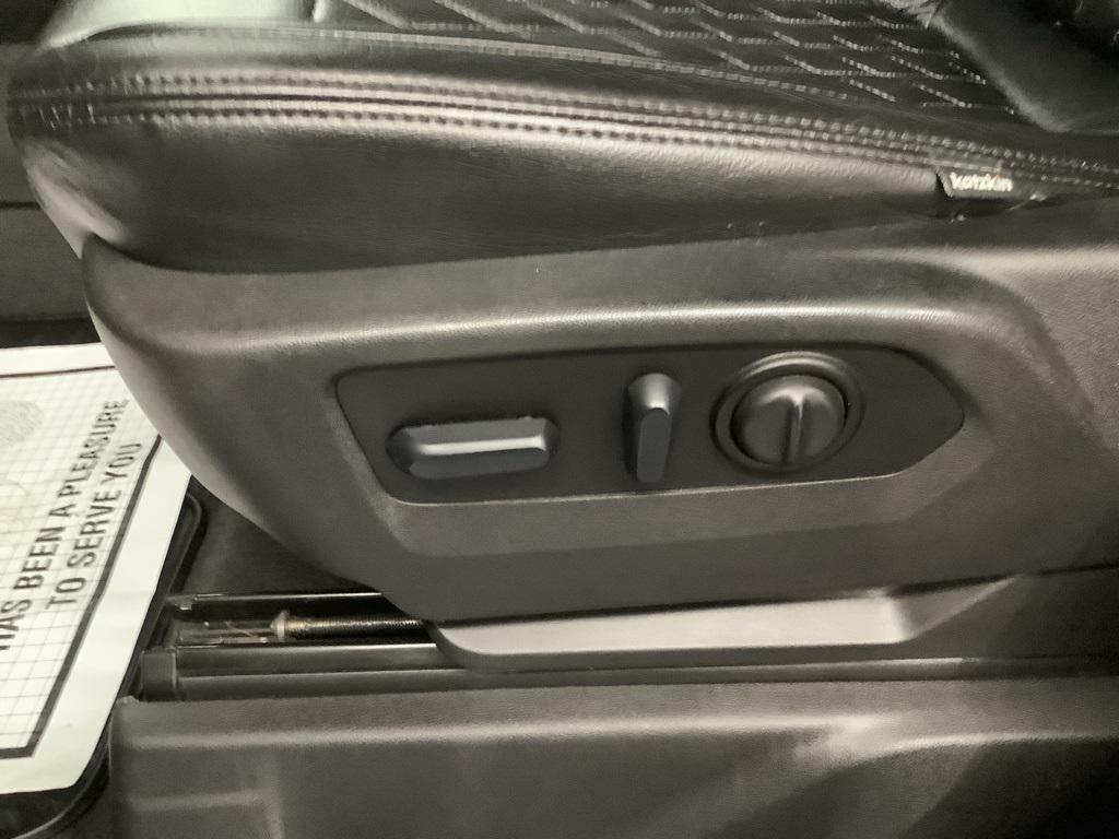 used 2022 Chevrolet Silverado 1500 car, priced at $39,780