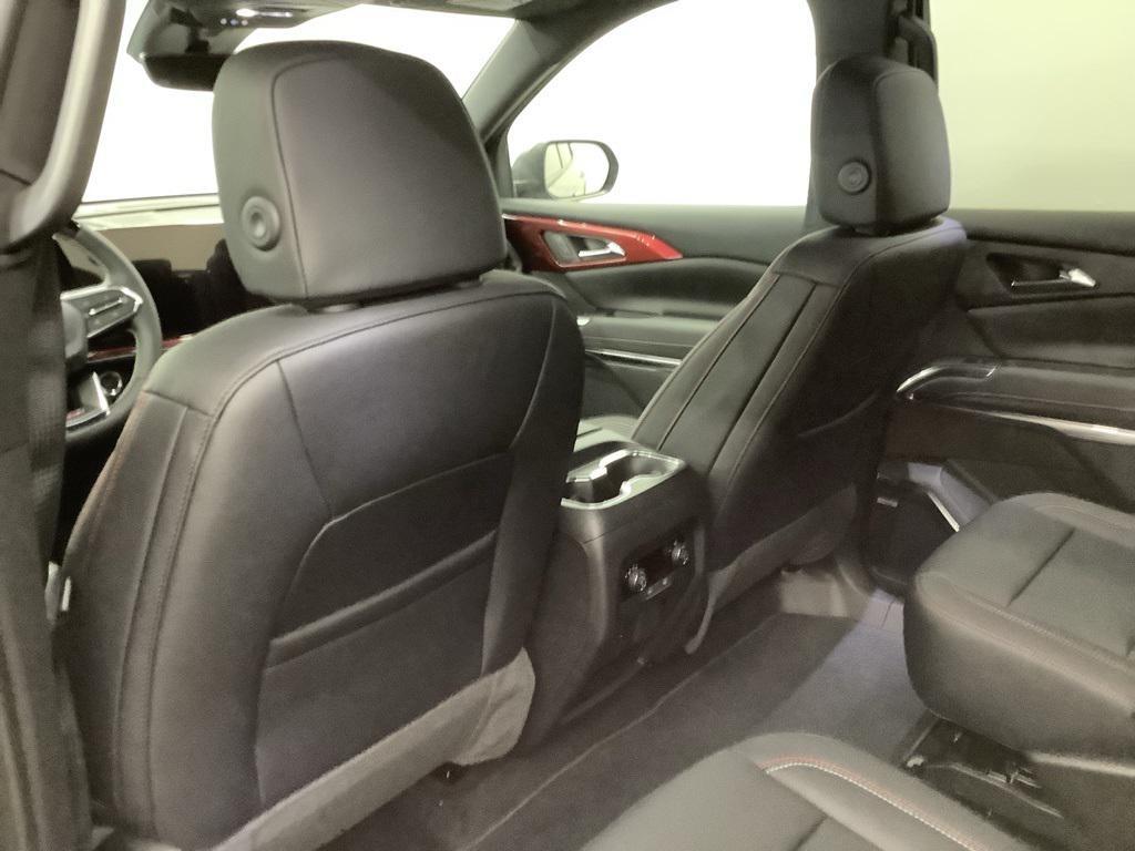 new 2026 Chevrolet Traverse car