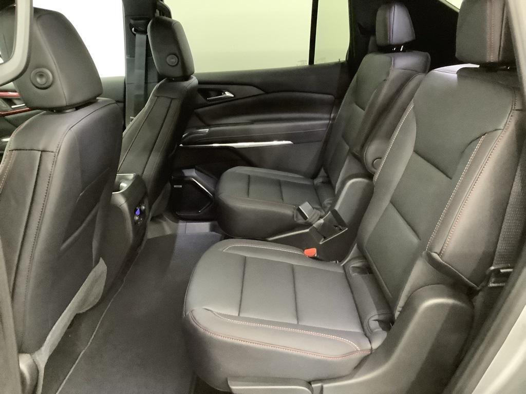 new 2026 Chevrolet Traverse car