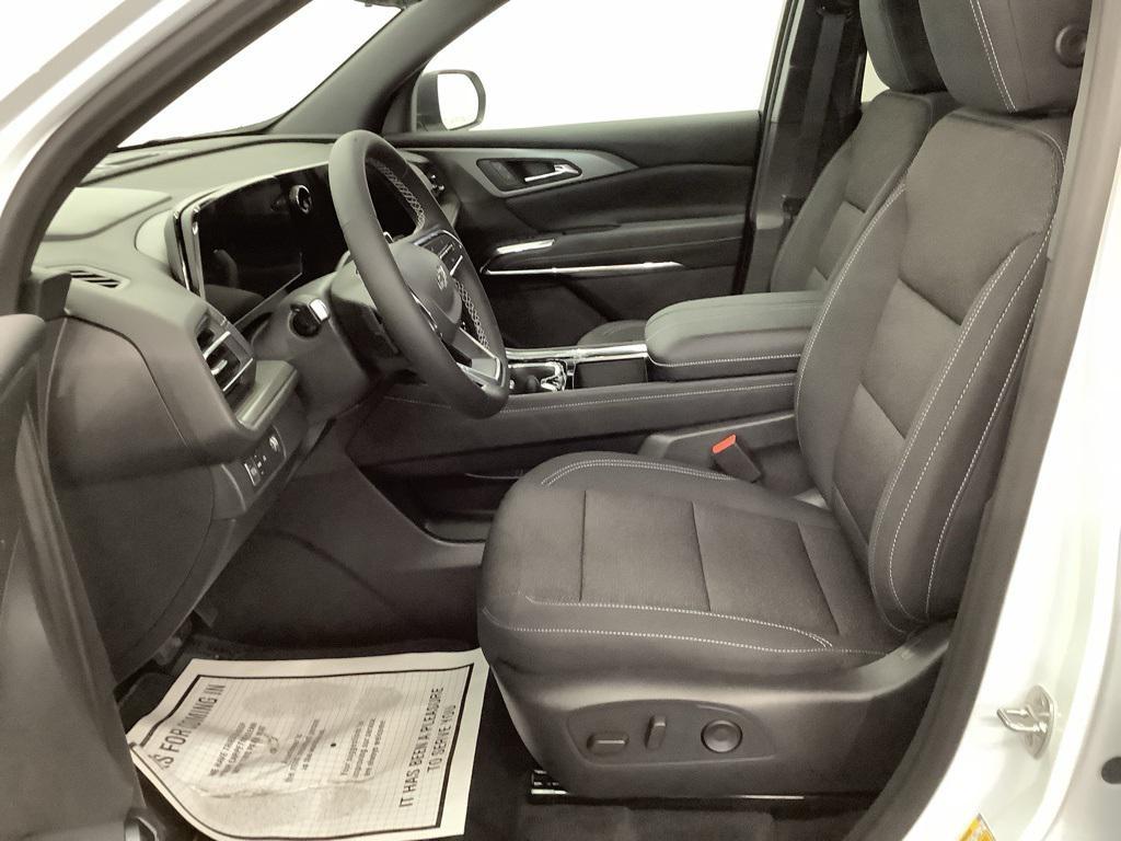 new 2026 Chevrolet Traverse car