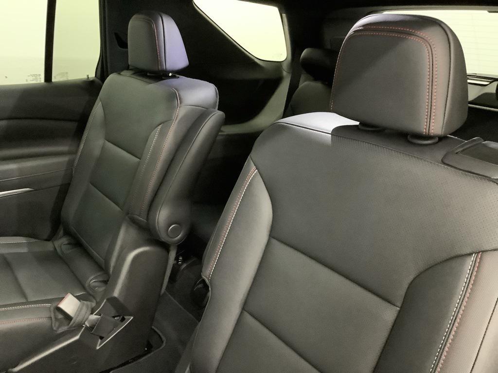 new 2026 Chevrolet Traverse car