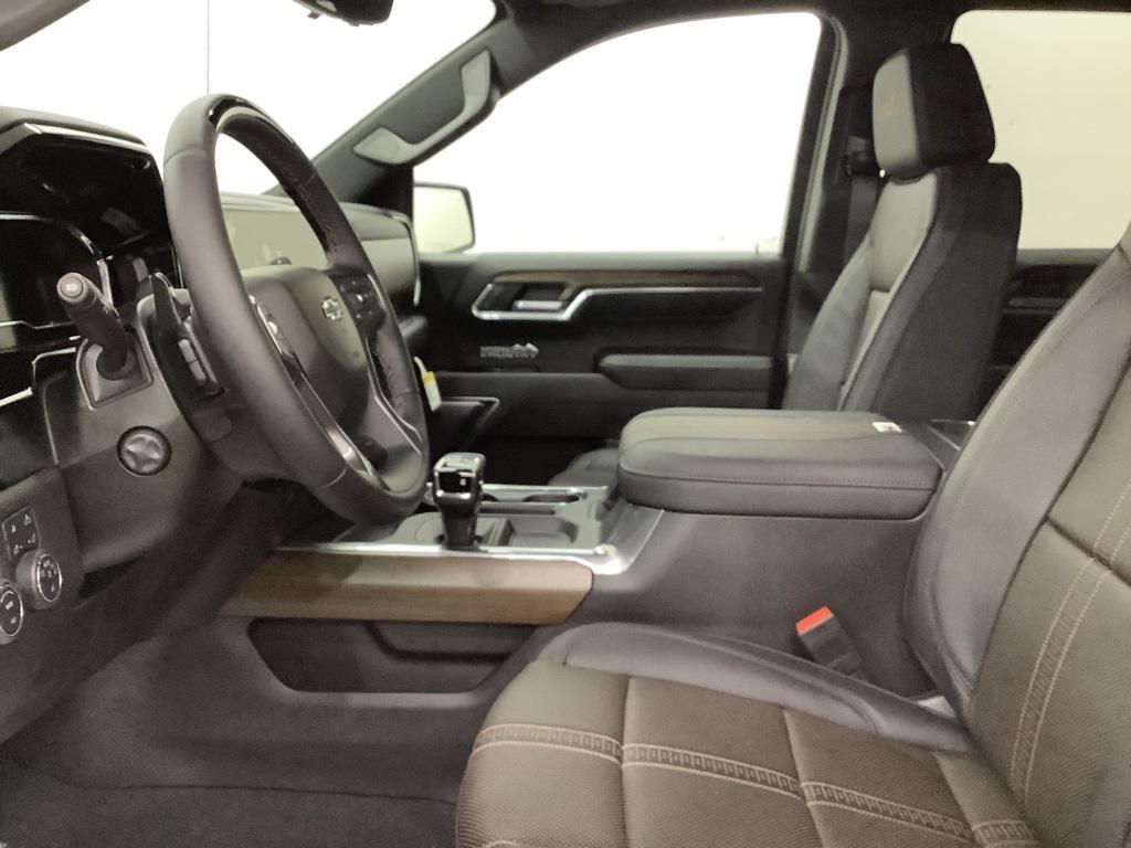 new 2025 Chevrolet Silverado 1500 car