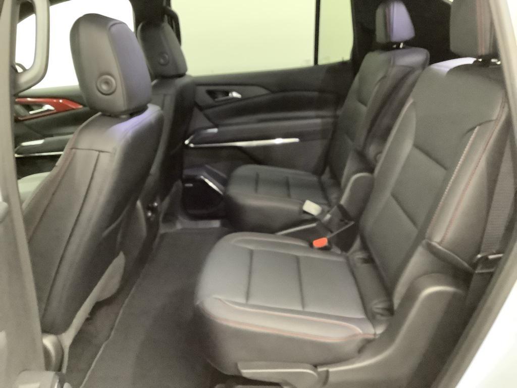 new 2026 Chevrolet Traverse car