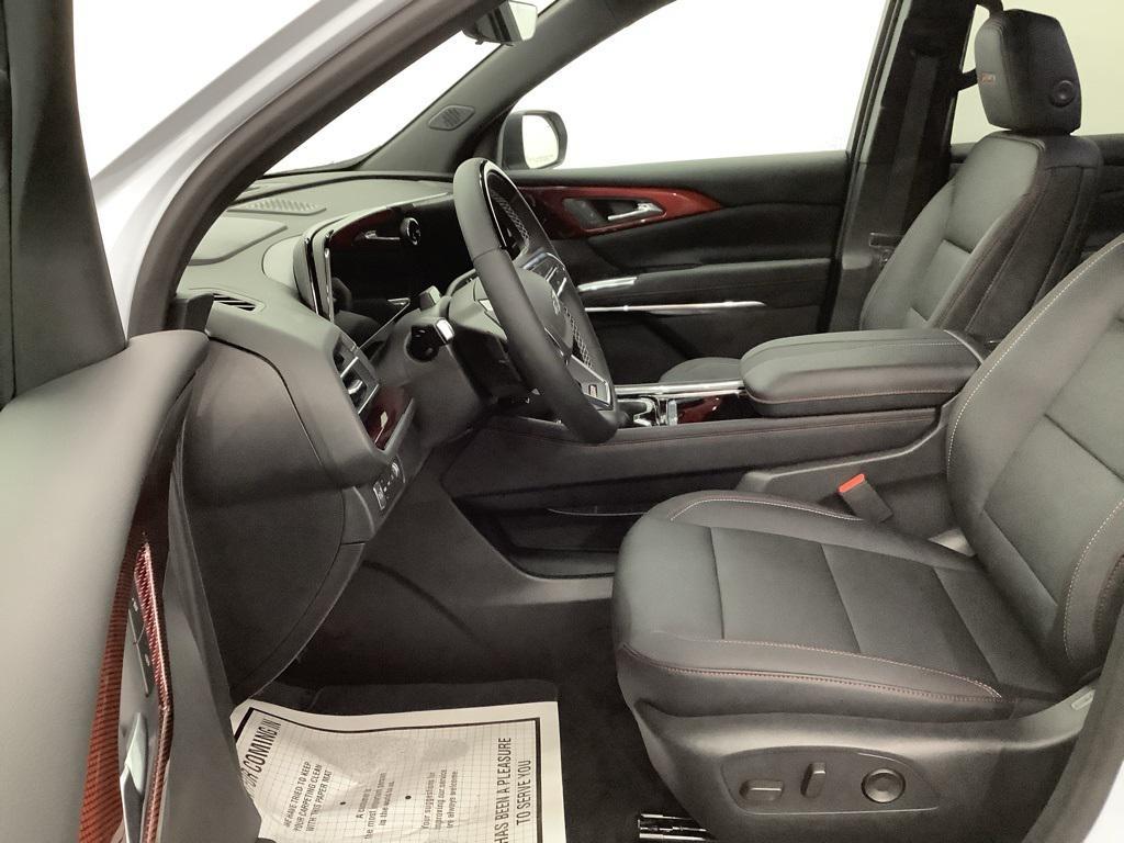 new 2026 Chevrolet Traverse car