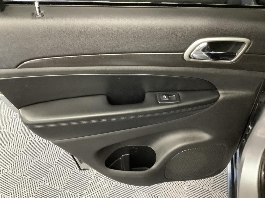 used 2018 Jeep Grand Cherokee car, priced at $15,480