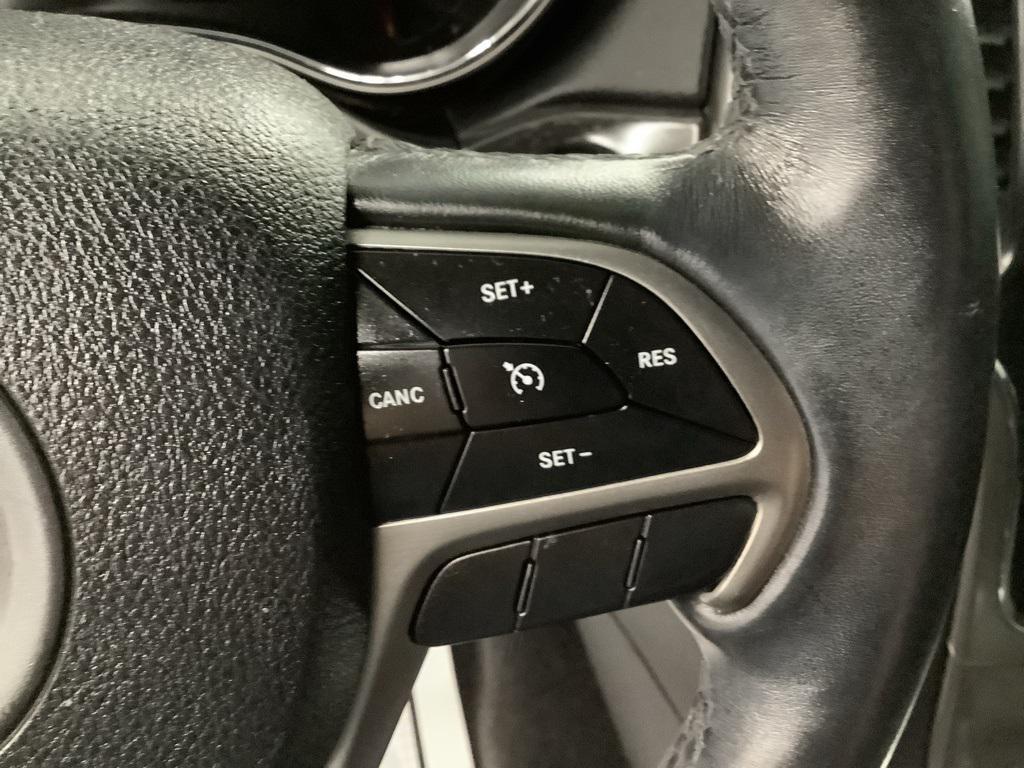 used 2018 Jeep Grand Cherokee car, priced at $15,480