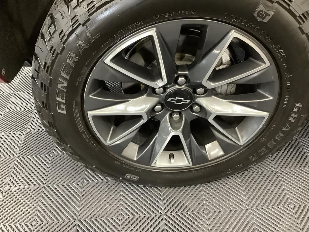 used 2021 Chevrolet Suburban car, priced at $38,380