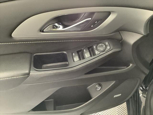 used 2022 Chevrolet Traverse car, priced at $29,980