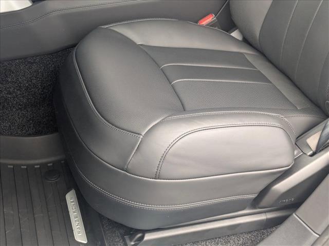 new 2025 Land Rover Range Rover car, priced at $157,430