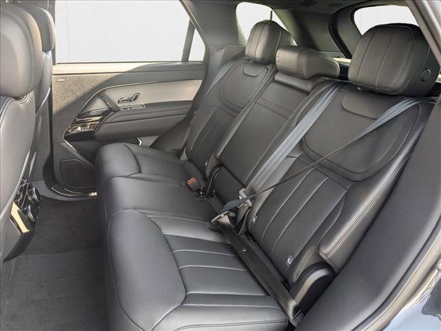 new 2025 Land Rover Range Rover Sport car, priced at $95,175