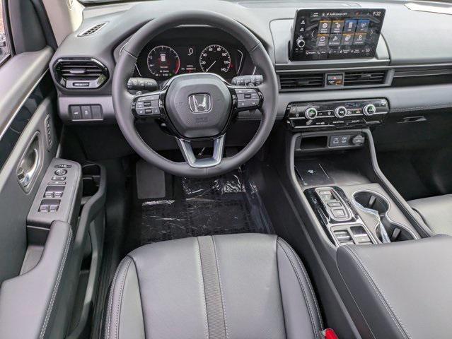 new 2025 Honda Pilot car, priced at $49,121