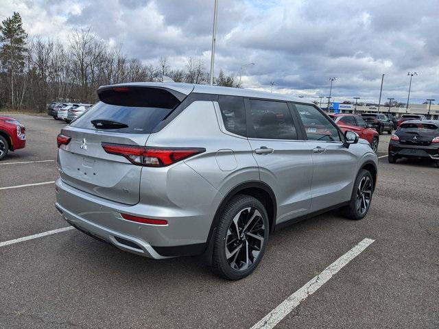 new 2024 Mitsubishi Outlander car, priced at $32,782