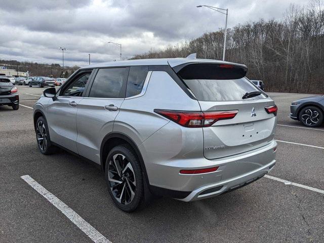 new 2024 Mitsubishi Outlander car, priced at $32,782