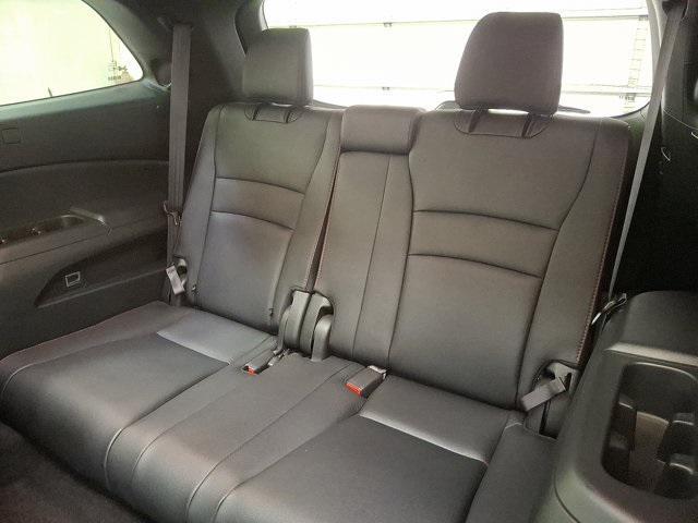 used 2021 Honda Pilot car, priced at $30,000