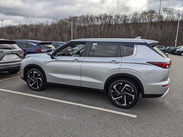 new 2024 Mitsubishi Outlander car, priced at $33,043