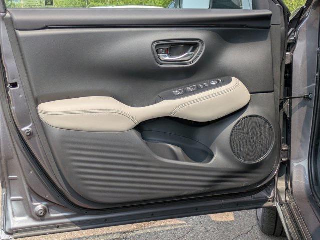 new 2025 Honda HR-V car, priced at $32,395