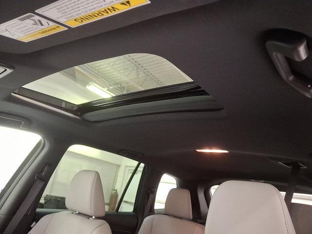used 2022 Honda Passport car, priced at $33,100