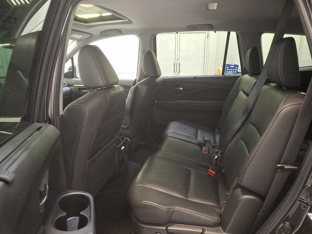 used 2022 Honda Pilot car, priced at $31,700