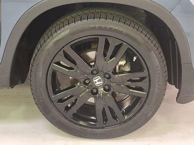 used 2022 Honda Pilot car, priced at $29,800